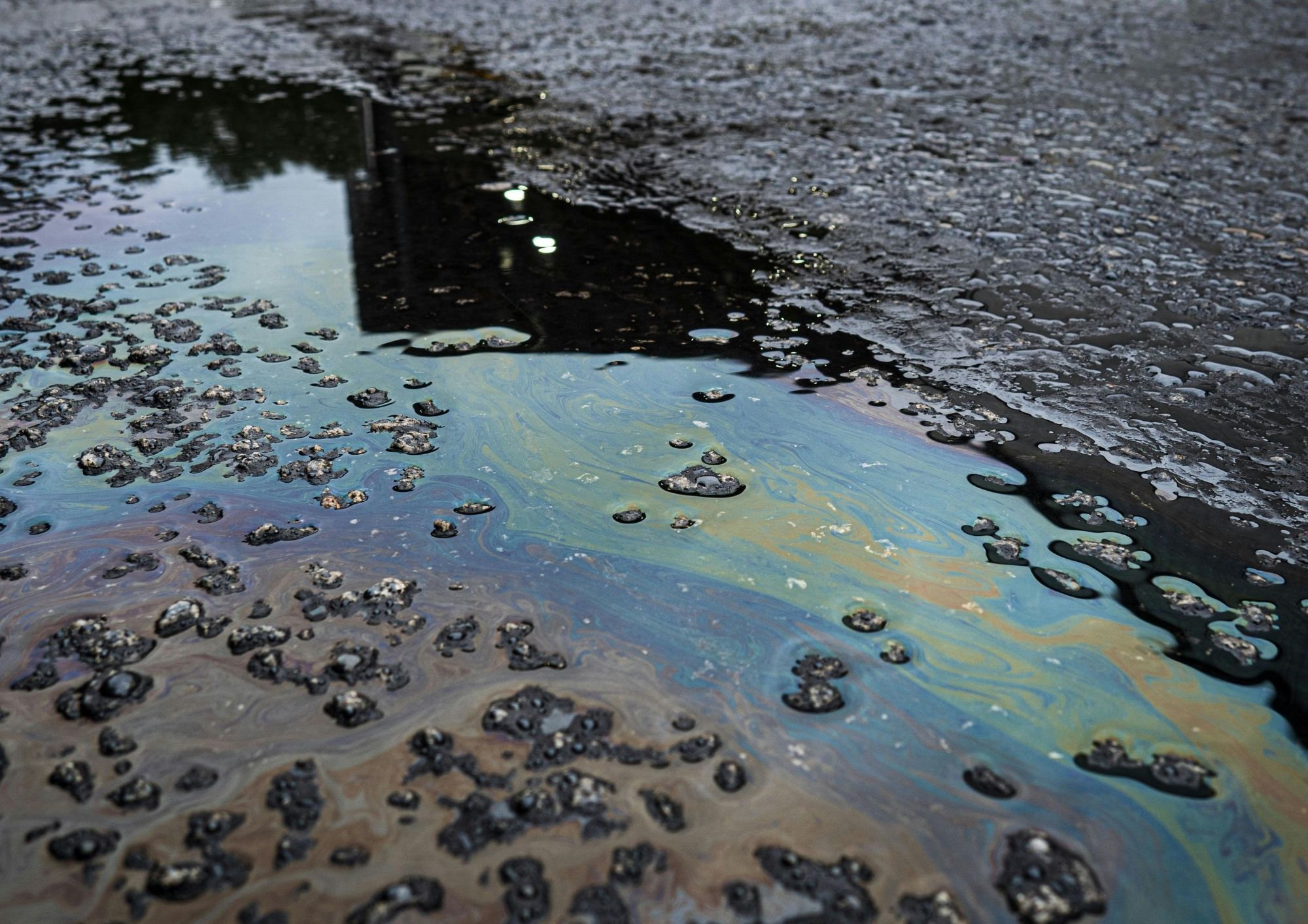 Oil Prices Fall as Hopes Grow for New US‑Iran Peace Talks